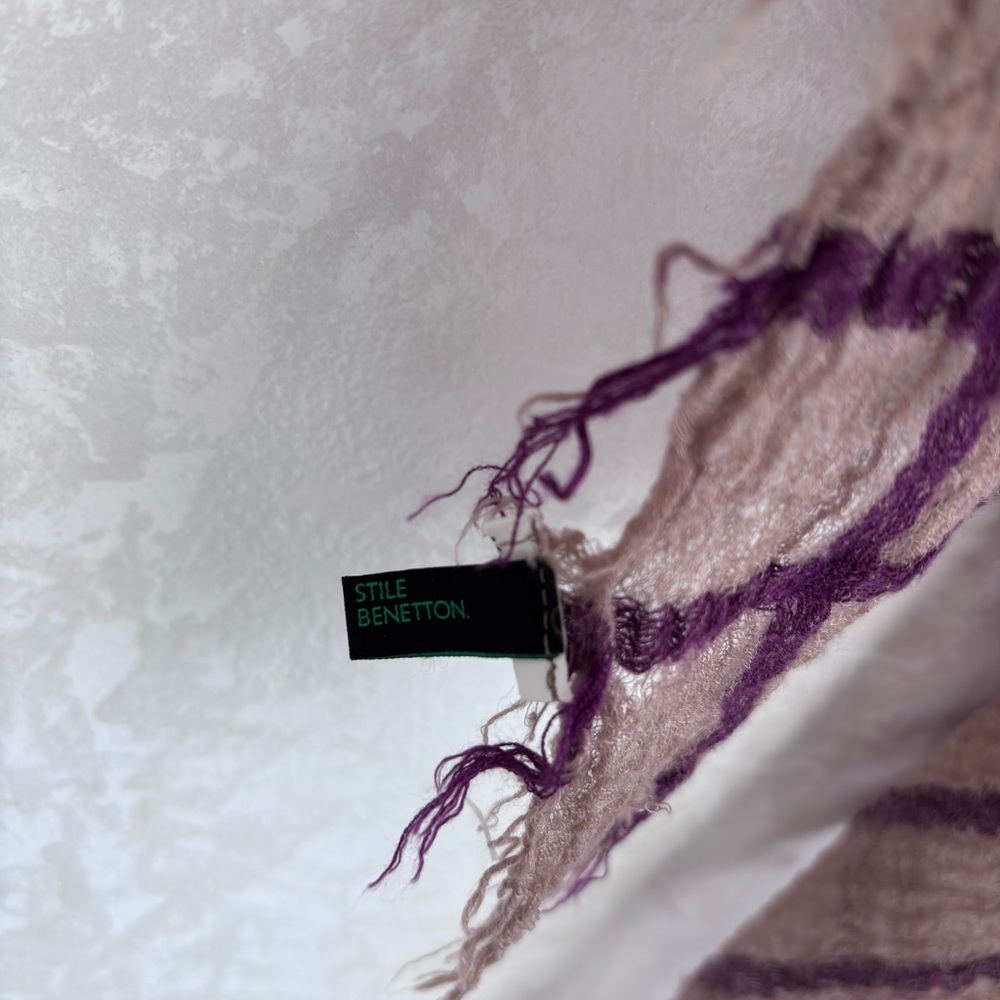 Benetton scarf Ultra Thin Pashmina - Picture 3 of 3